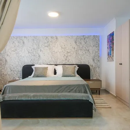 Solomon Premium House *