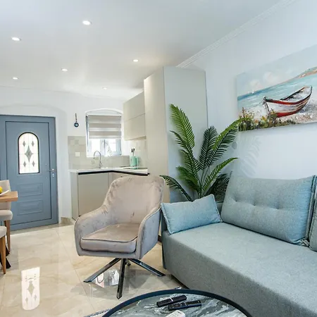 Solomon Premium House Apartment