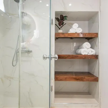 Solomon Premium House *
