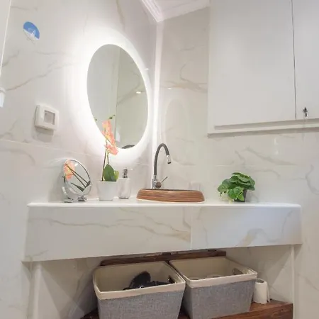 Solomon Premium House Apartment